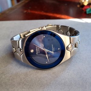 Armitron Diamond Mens Blue Face Link Bracelet Quartz Watch, New Battery