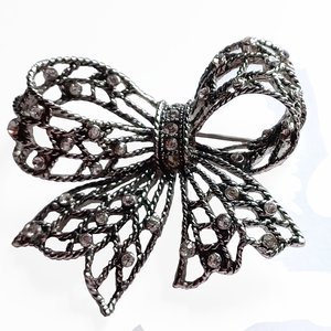 Vintage Liz Claiborne Silver Tone and Rhinestones Openwork Bow Brooch, 1980's Brooch