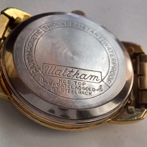 Vintage Waltham Mens Gold 17 Jewels Shock Resistant Mechanical Wrist Watch, Runs