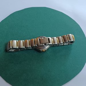 Vintage Sergio Valente Ladies Metal Link Bracelet Quartz Wrist Watch
