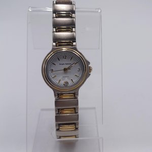 Vintage Sergio Valente Ladies Metal Link Bracelet Quartz Wrist Watch