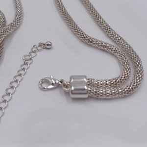 Vintage  Multiple Silver Tone Mesh Chain With Shiny Silver Rings Statement Necklace