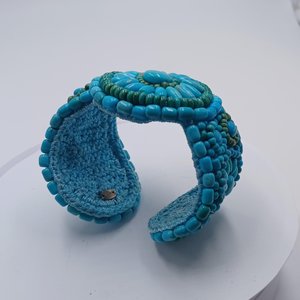 Vintage Southwestern Dyed Turquoise Howlite Beaded Cuff Bracelet
