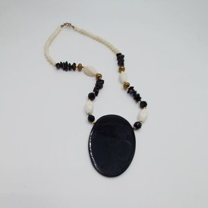 Lee Sands Mother of Pearl Inlay Large Lily Pendant Beaded Necklace