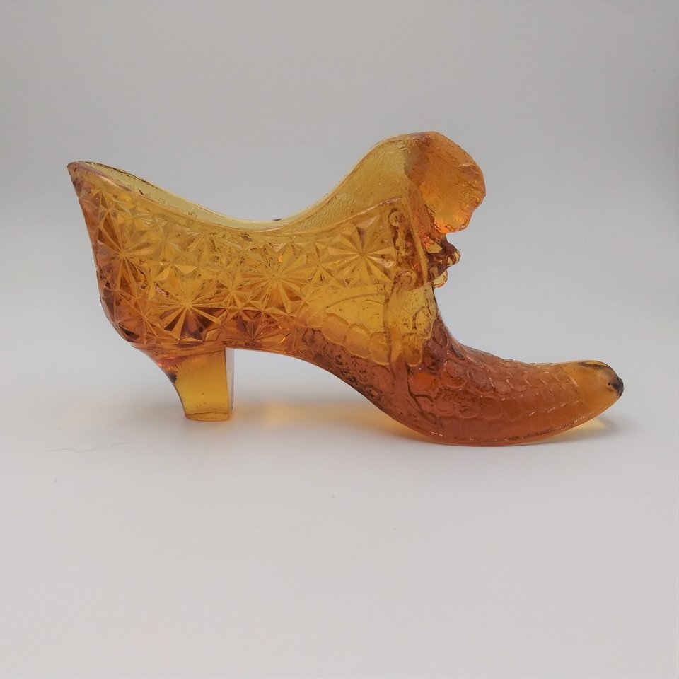 Vintage Amber Alligator Vamp Art Glass Cat Pressed Glass Shoe Slipper, Collectible Glass