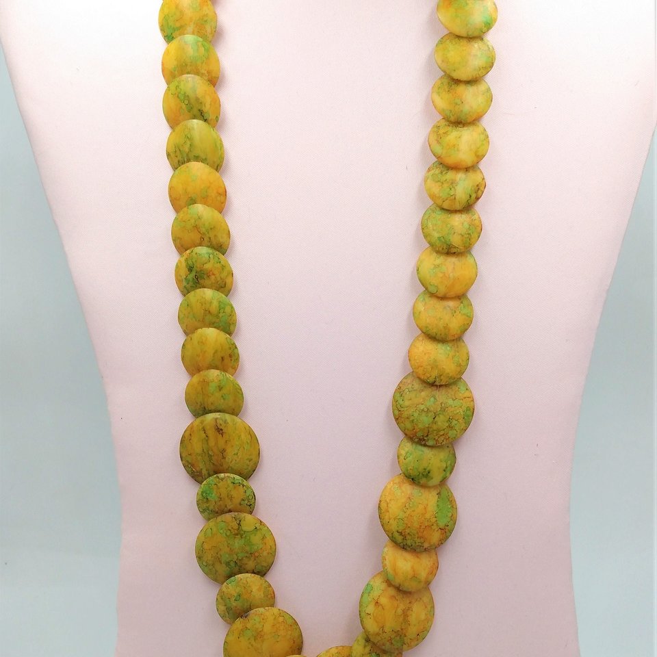 Bakelite Golden Yellow with Green and Orange Swirls Overlapping Disks Beaded Necklace