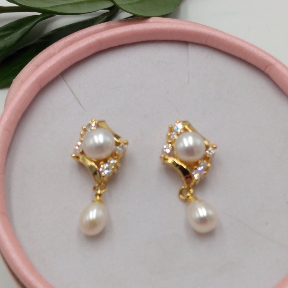 Vintage Gold Tone, Cubic Zirconia and Faux Pearls  Earrings