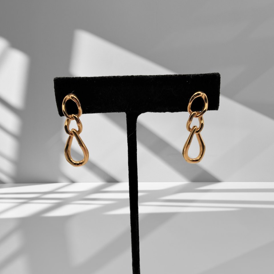 MONET Gold Tone Twisted Link Dangle Earrings, with original signed pushbacks