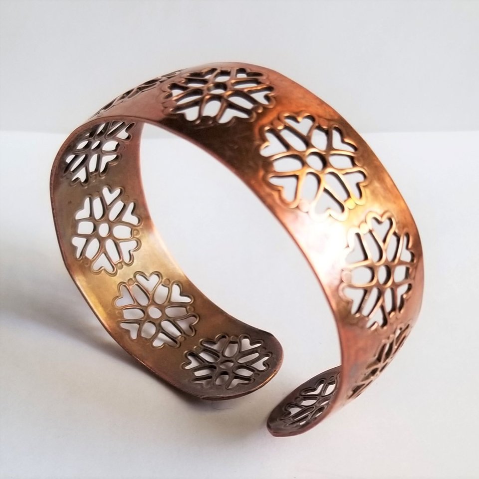 Earthy Vintage Southwestern Solid Copper Open Work Flowers Open Cuff Bracelet