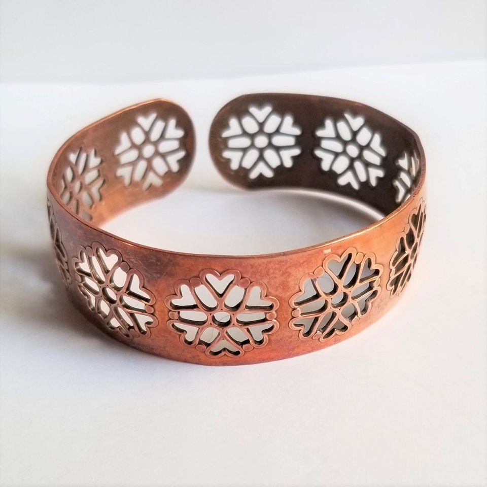 Earthy Vintage Southwestern Solid Copper Open Work Flowers Open Cuff Bracelet