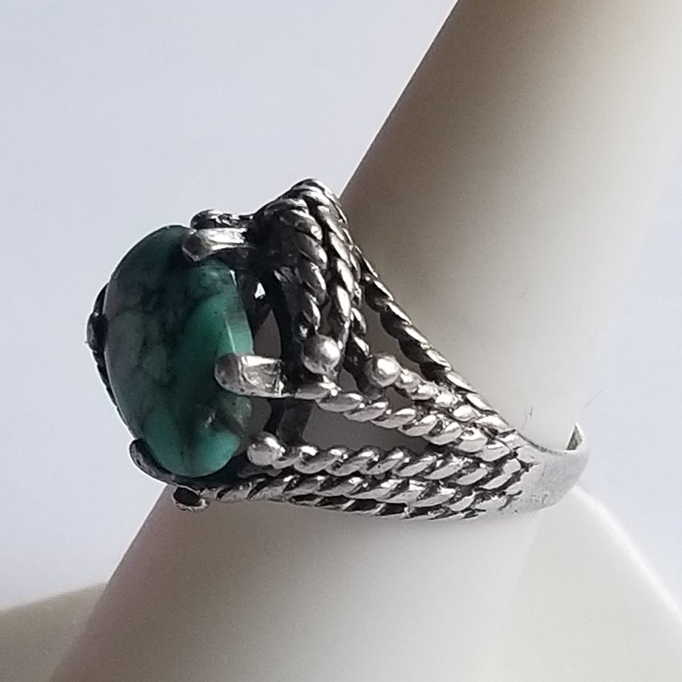 Malachite and Sterling Silver Ring, Southwestern, Pacific Jewelry Co, Size 7.5