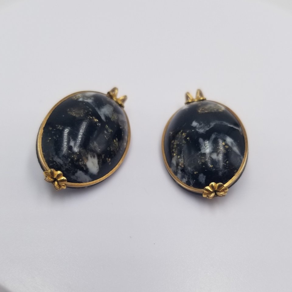 Sophisticated Vintage Hillcraft Gold Tone and Marbled Lucite Slide Clip Earrings