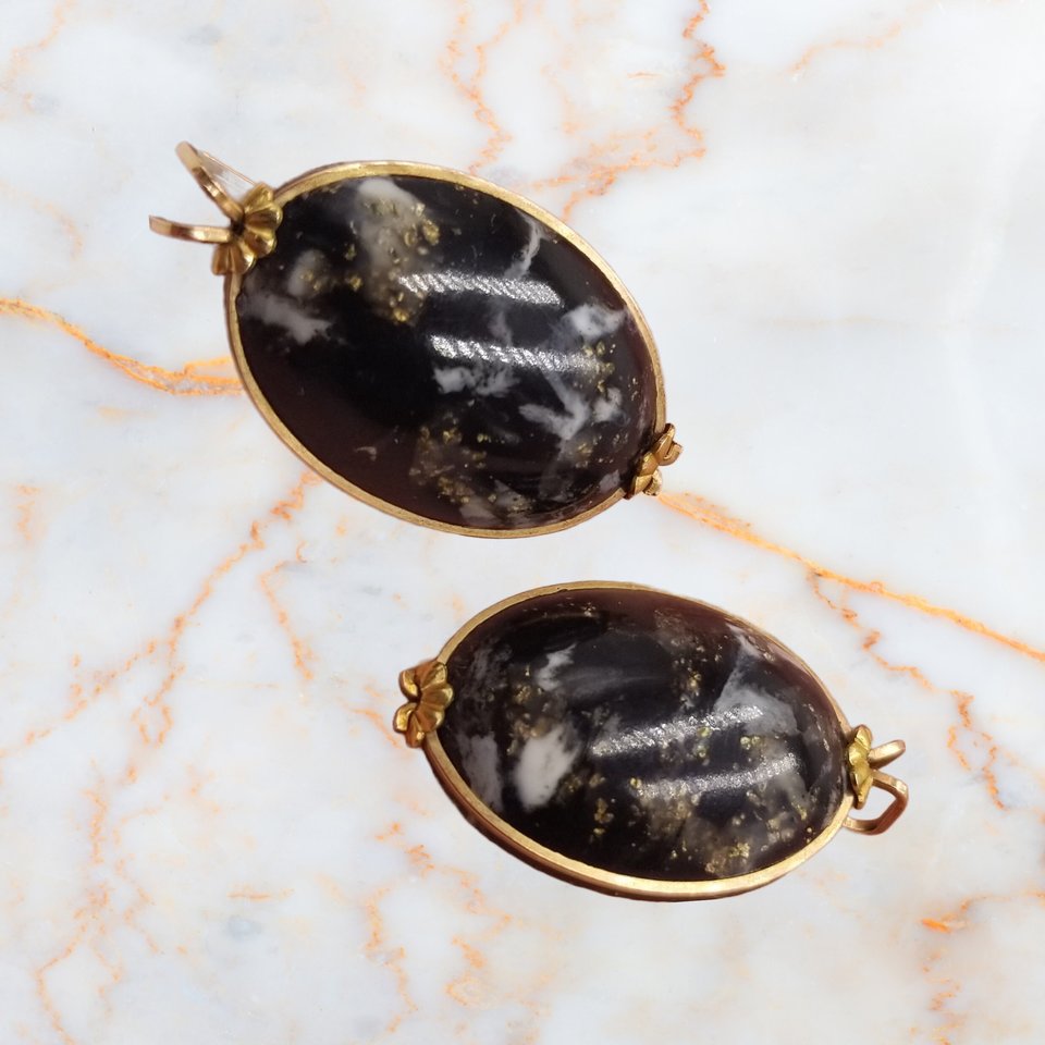 Sophisticated Vintage Hillcraft Gold Tone and Marbled Lucite Slide Clip Earrings