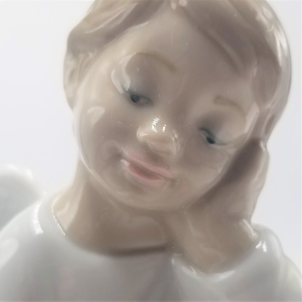 Lladró "My Guardian Angel" Vintage Porcelain Figurine, Highly Collectable,Blue Boy blanket, Made in Spain