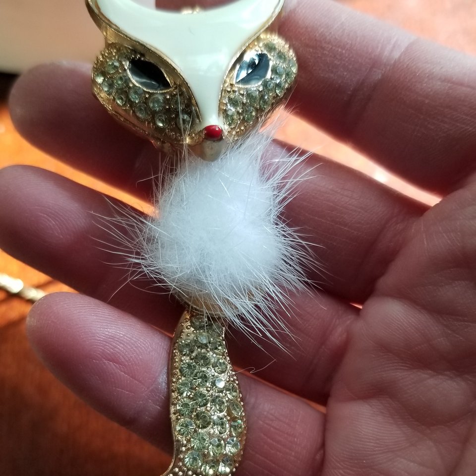 Vintage Gold Tone and Rhinestones Articulated Fox Pendant and Chain Necklace