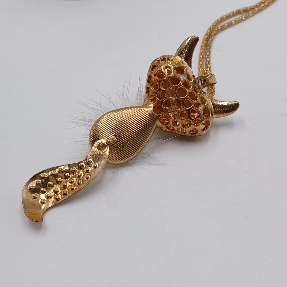 Vintage Gold Tone and Rhinestones Articulated Fox Pendant and Chain Necklace