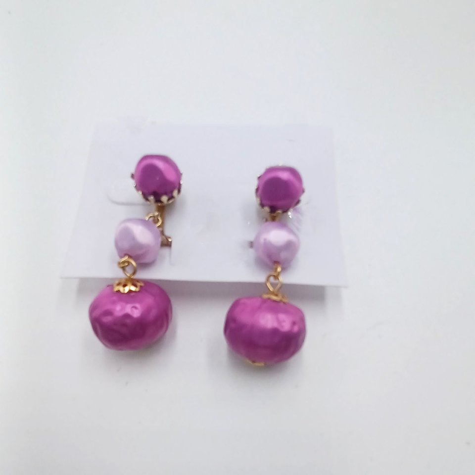 1950's  Vintage Japan Pink and Purple Plastic Beaded Necklace and Earrings Jewelry Set