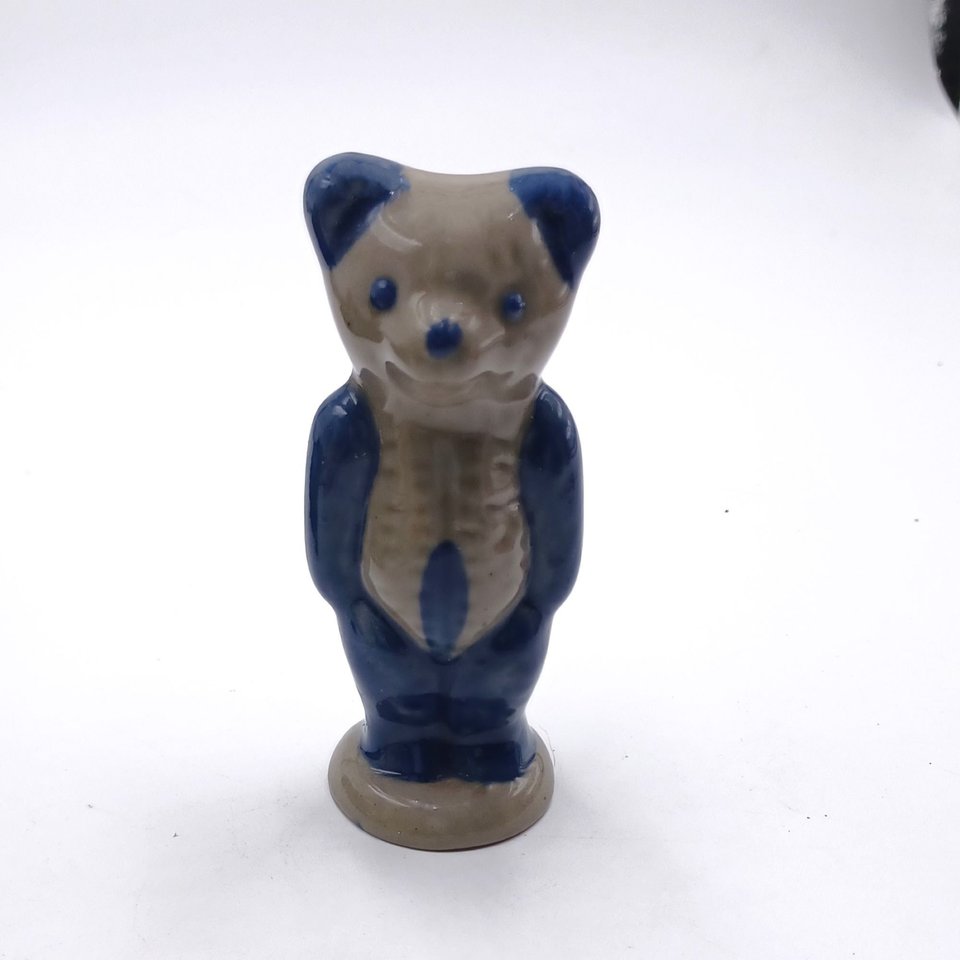 Beaumont Brothers Pottery Salt Glazed Small Bear Figurine, 1998