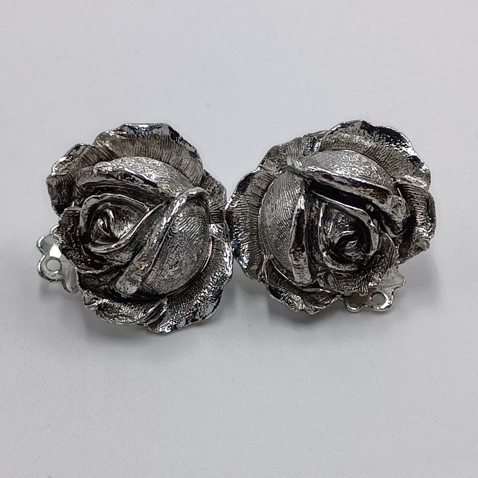 3 Pairs of Gold and Silver Tone Roses Themes Clip-on Earrings