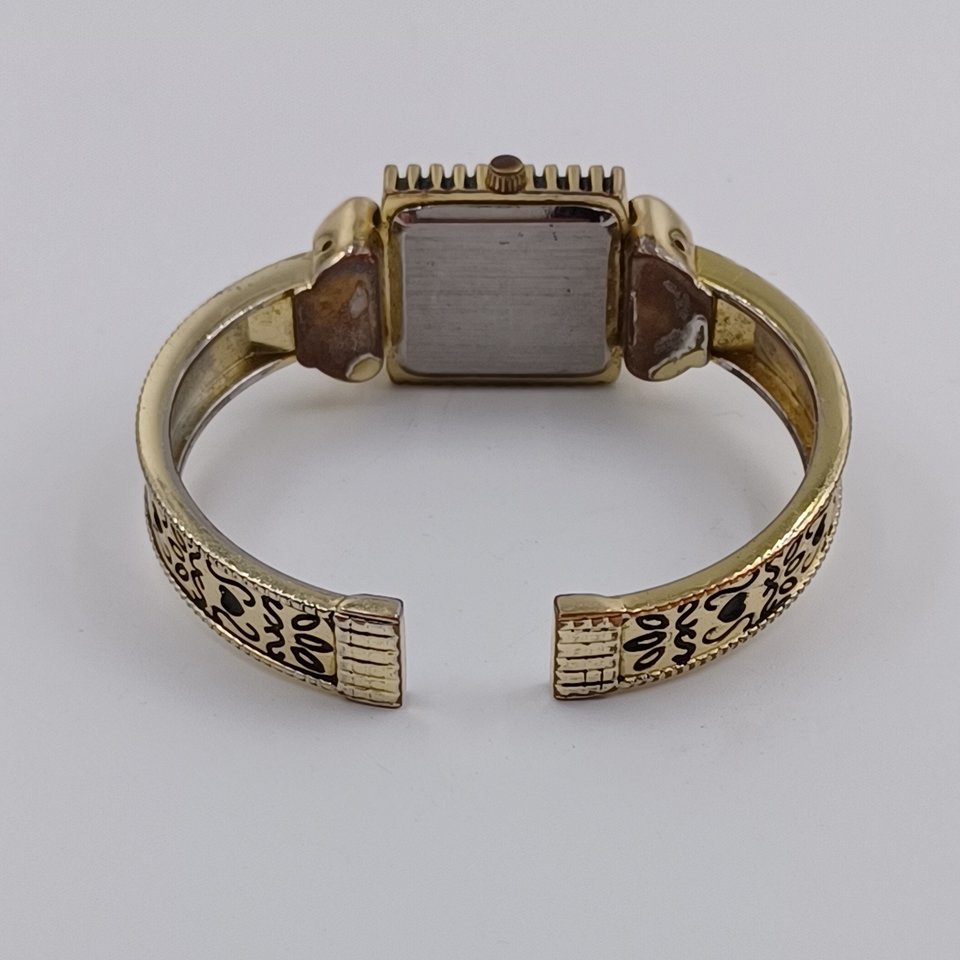 Vivani, Gold Tone Claddagh Ornate Ladies Quartz Clamper Wrist Watch