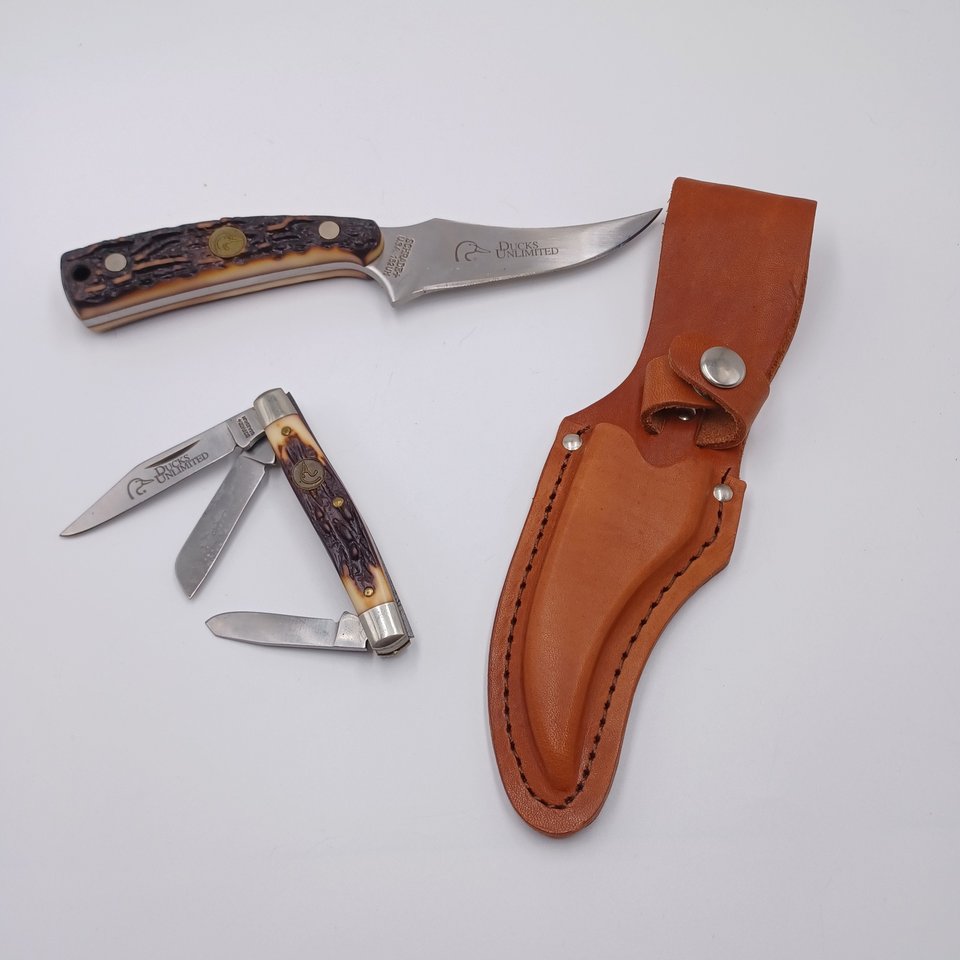 Schrade USA Uncle Henry for Ducks Unlimited- 2 Knife Set with Leather Sheath, NIB