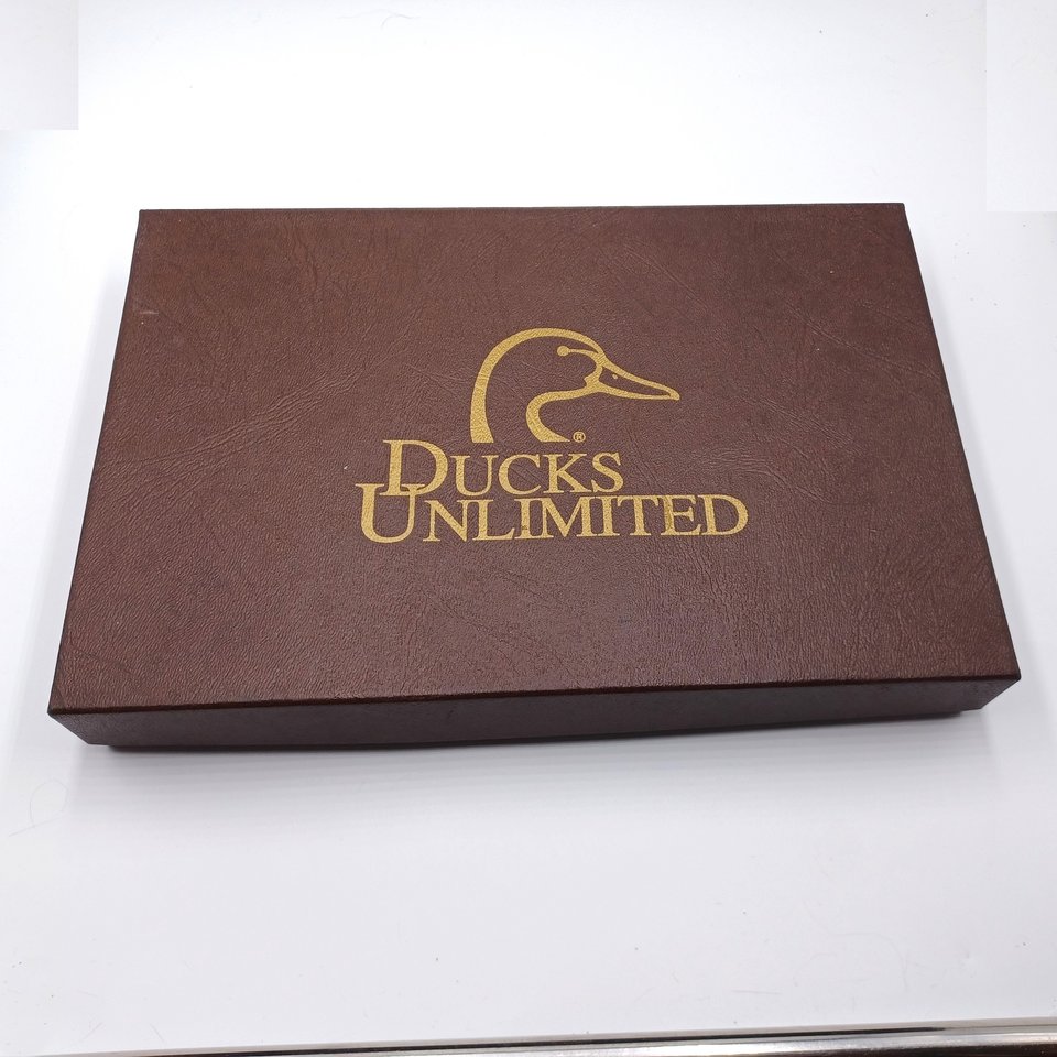 Schrade USA Uncle Henry for Ducks Unlimited- 2 Knife Set with Leather Sheath, NIB