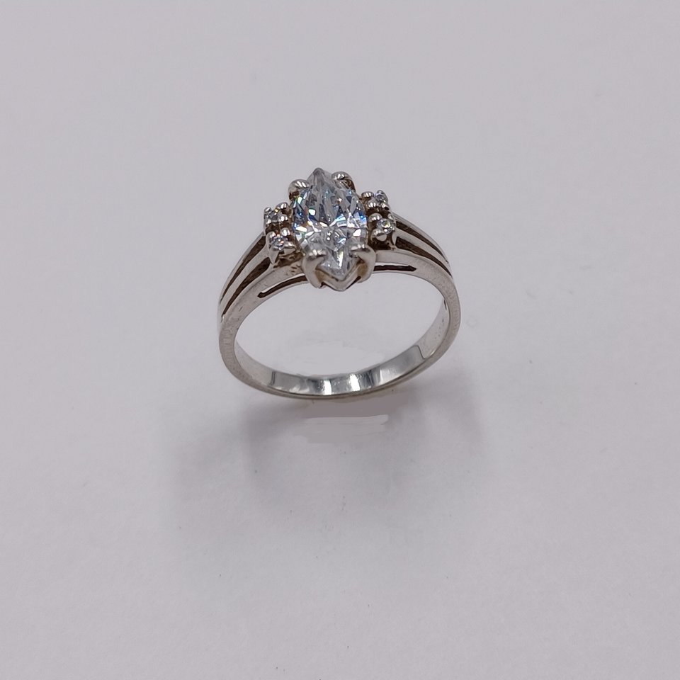 Sterling Silver Cubic Zirconia Solitaire Ring, Size 6