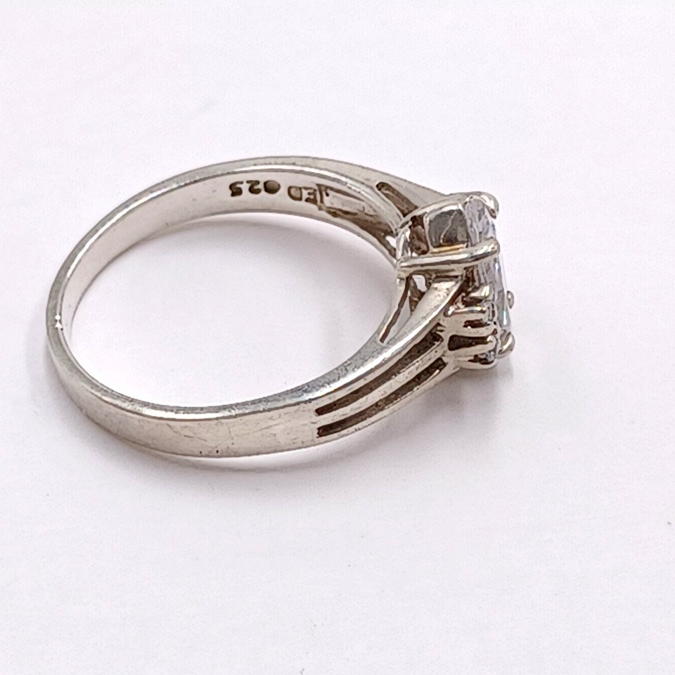 Sterling Silver Cubic Zirconia Solitaire Ring, Size 6