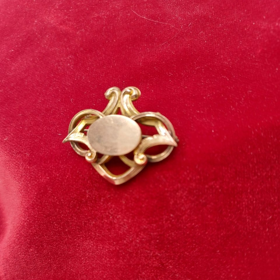 Antique Victorian G.L.P (George L Paine) Gold Plated Pendant/Brooch with a Vermeil Danecraft Square Snake Chain Necklace