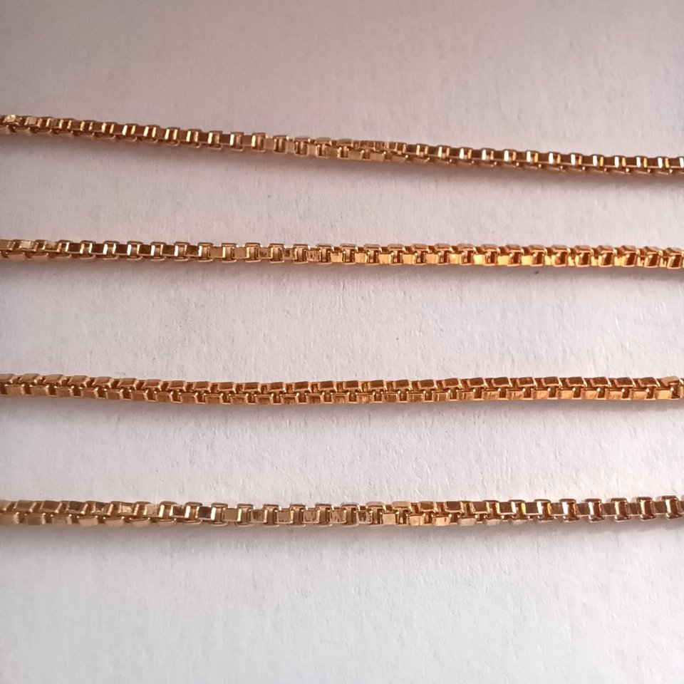 Gold Plated Purple Triangle Druzy Crystals Chunk Pendant and Gold Tone Box Chain Necklace