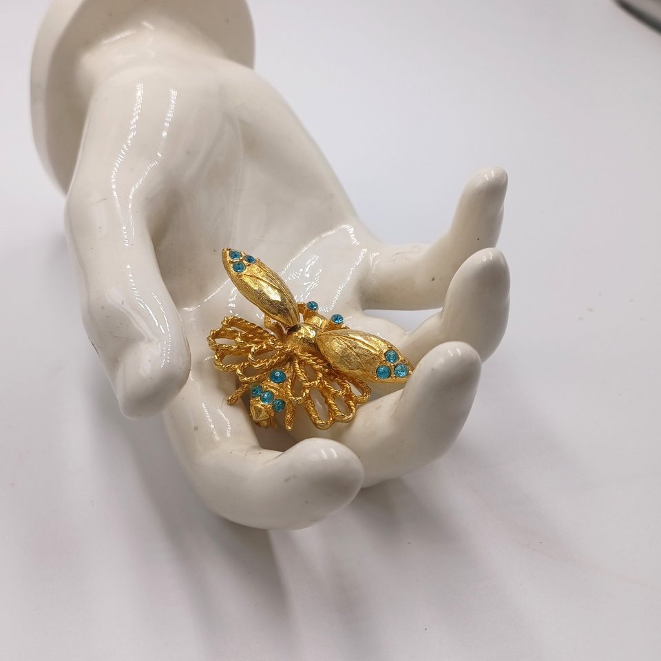 Jeanne Gold Plated Rhinestones Trembler Insect Brooch