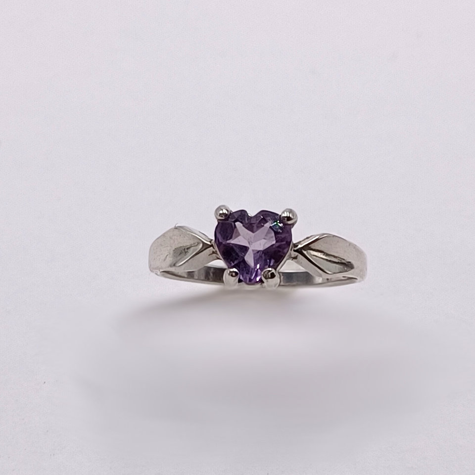 Sterling Silver and Amethyst Heart Shaped Solitaire Ring, Size 6