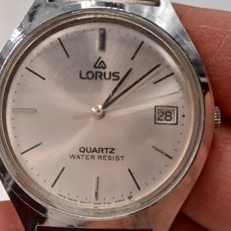 Mens Lorus Quartz Wrist Watch, Y5728020 A1, RunsQ