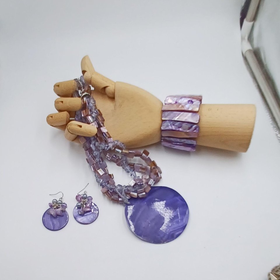 Purple Mother of Pearl Statement Necklace, Bracelet and Dangle Earrings Jewelry Set