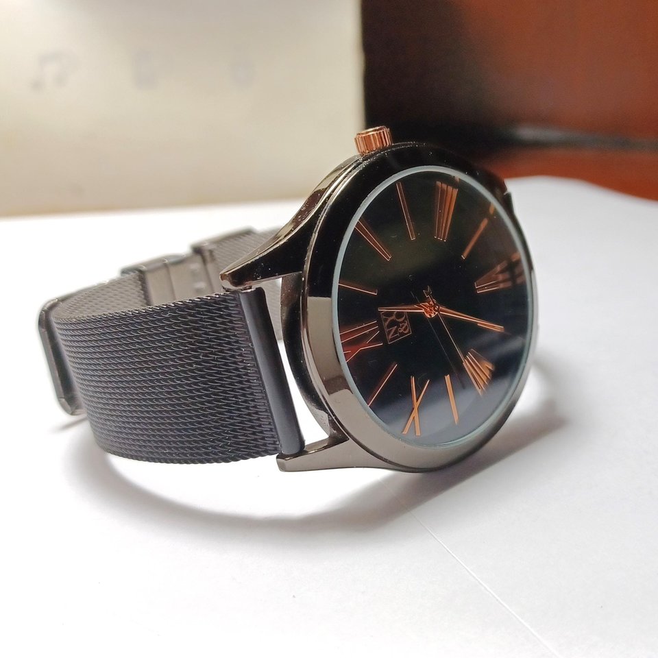 NY & Co Black with Rose Gold Details Quartz Fashion Wrist watch-New Battery