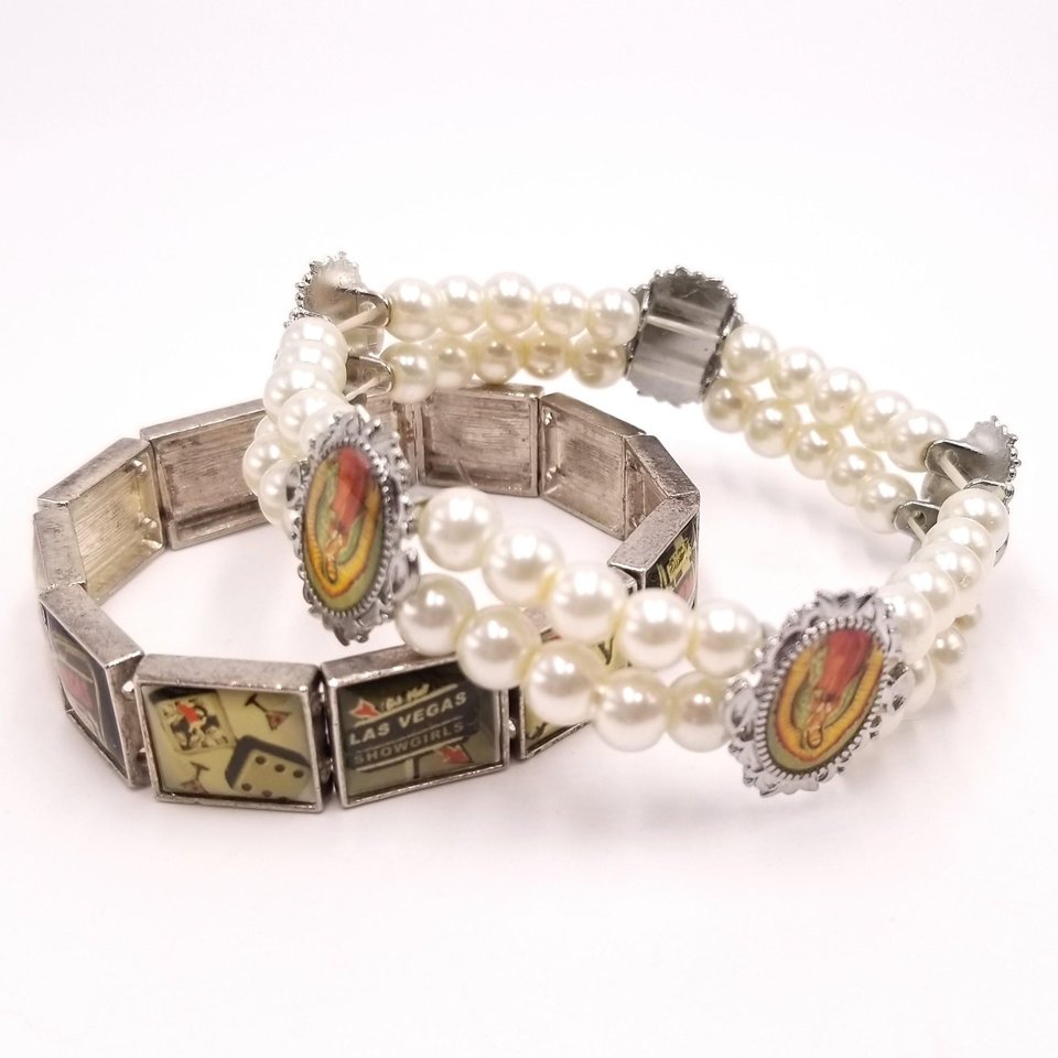 Two Vintage Rockabilly Stretch Bracelets, Faux Pearl and Las Vegas, Retro Bracelets
