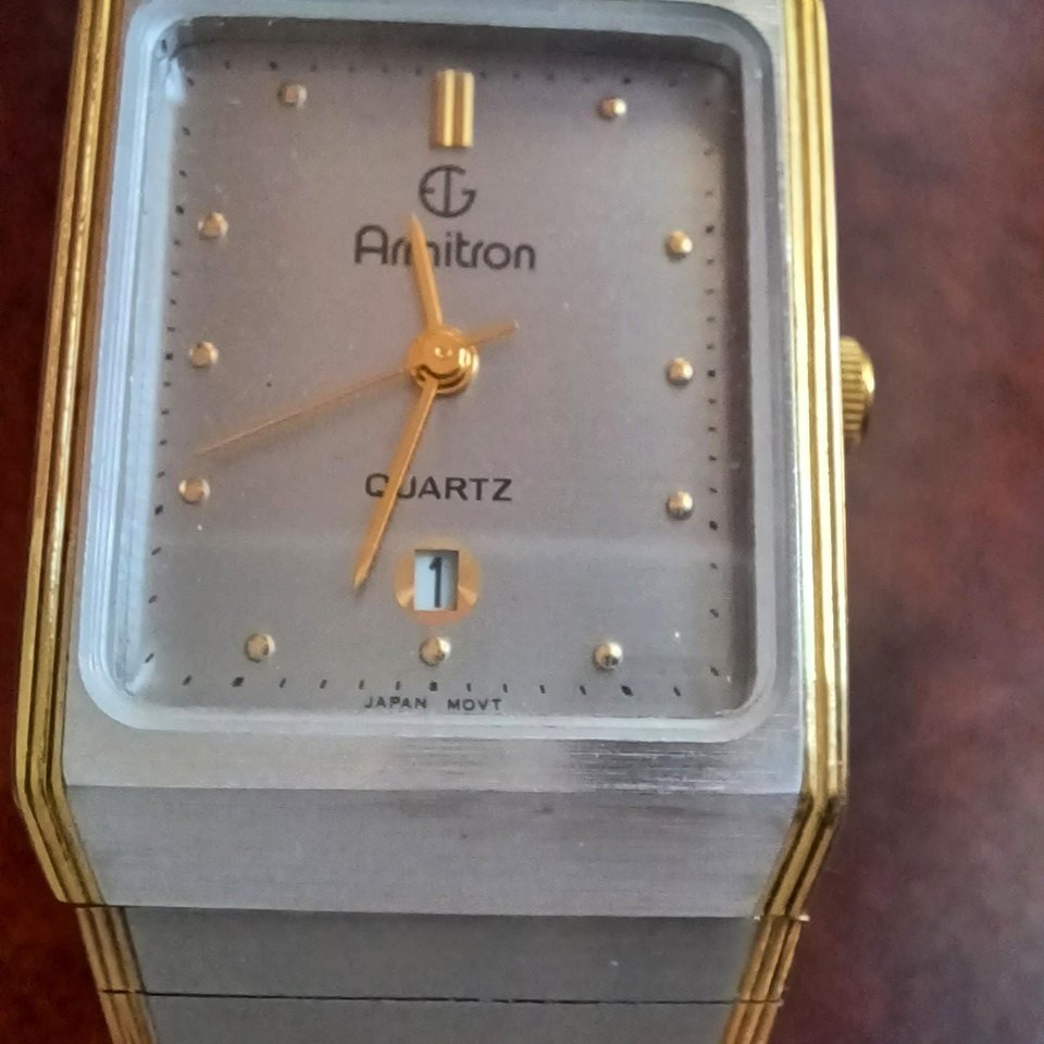 Sleek Vintage Armitron 2 Tone Ladies Quartz Analog Watch, New Battery Runs