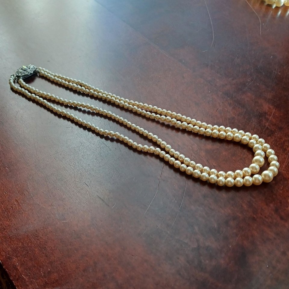 1950's Walker and Hill Dual Faux Pearls with Sterling Rhinestones Clasp Choker Necklace