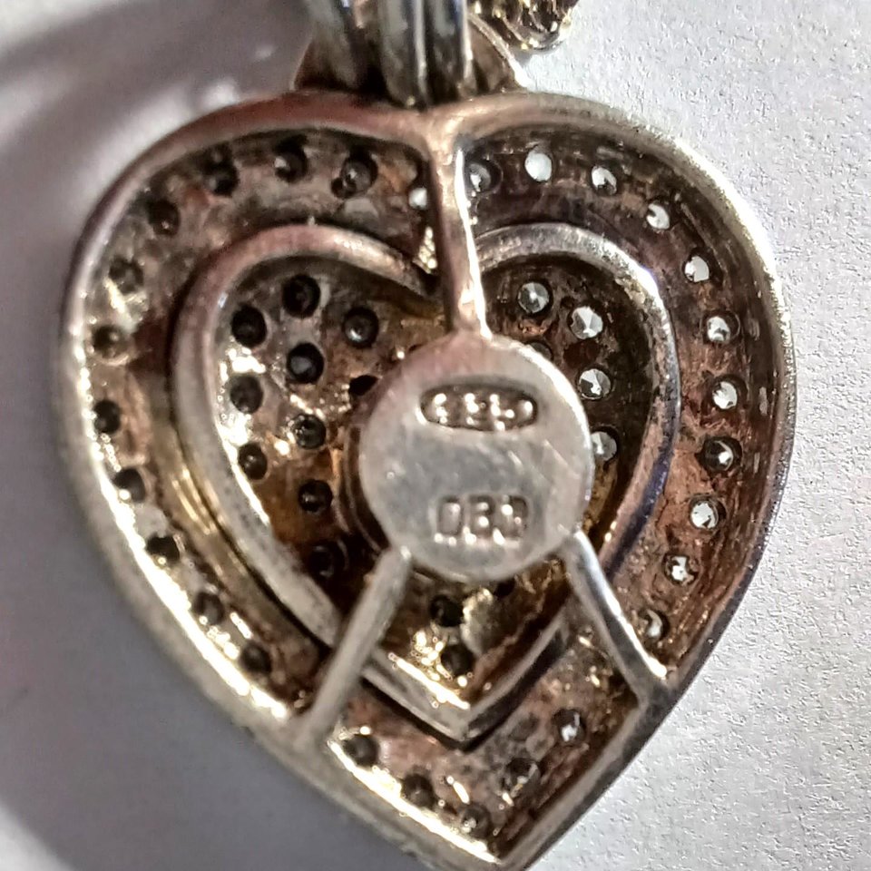 Dee Berkley Sterling Silver Heart Shape Pendant Necklace