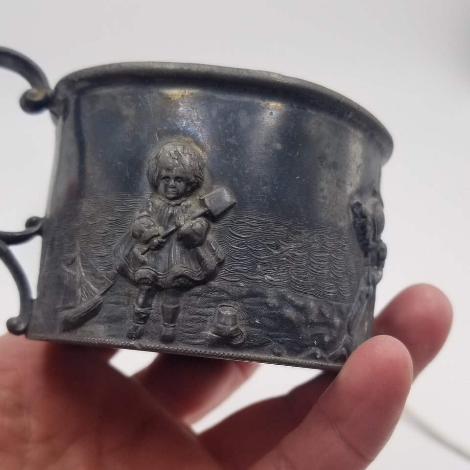 Antique Queen City Silver Co. Silver Plate Sun Bonnet Childrens Cup, Very Old