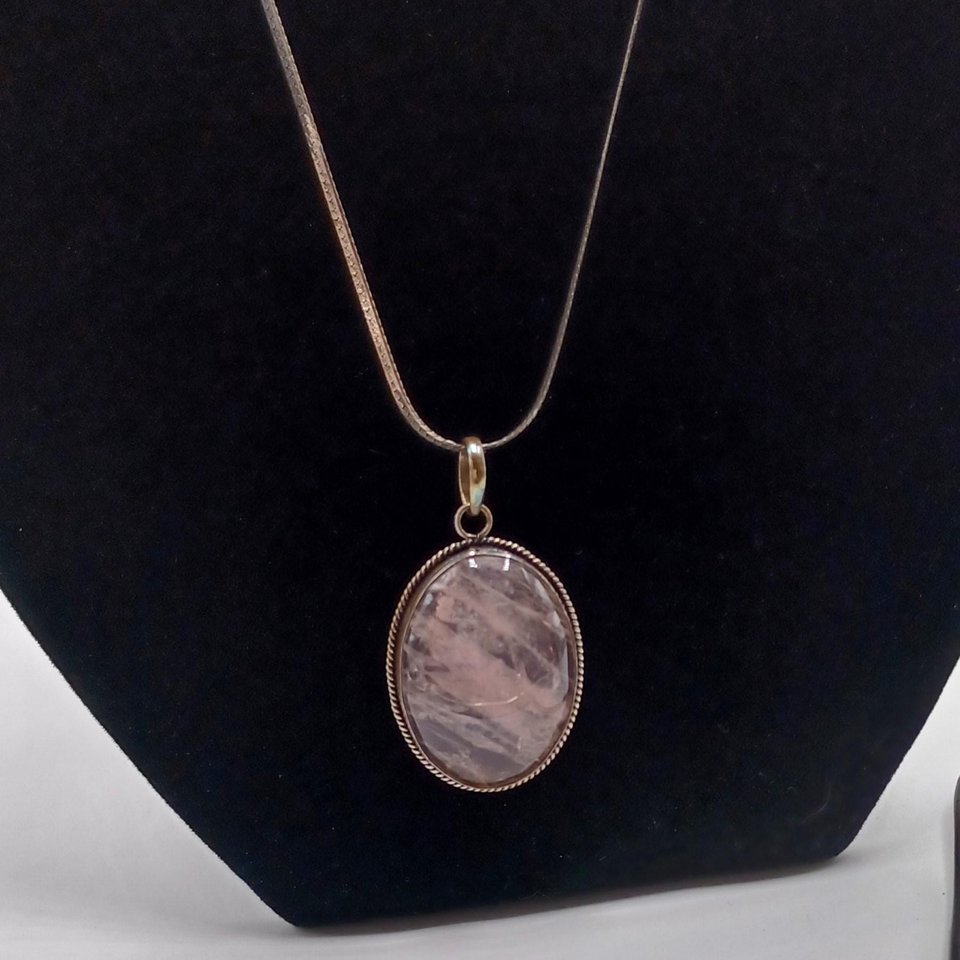 Sterling Silver  and Large Rose Quartz Oval Bezel Set Cabochon Pendant Necklace