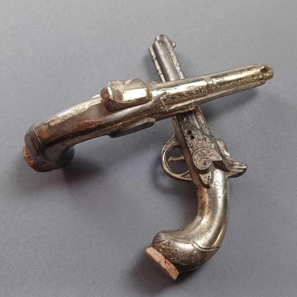 Vintage Silver Cutlass Dueling Pistols with Cork Stoppers Salt and Pepper Shakers, Collectible