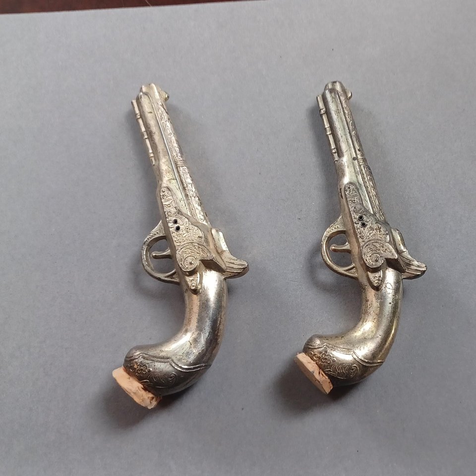 Vintage Silver Cutlass Dueling Pistols with Cork Stoppers Salt and Pepper Shakers, Collectible