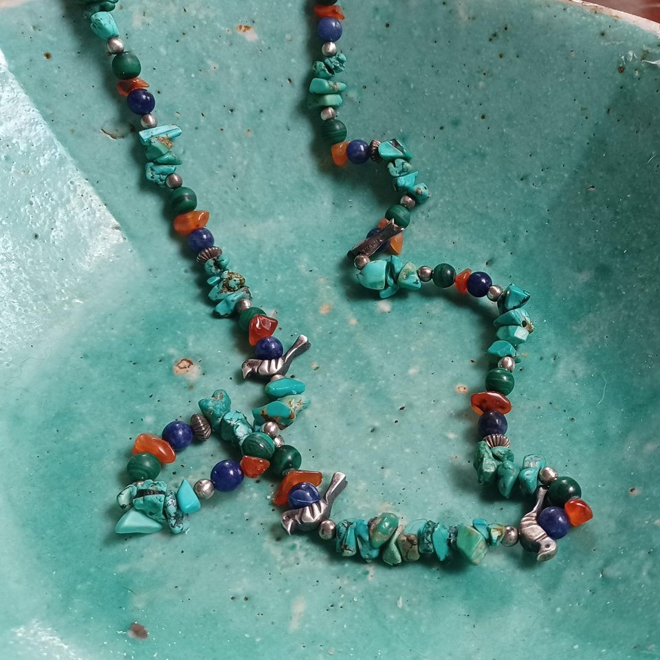 Vintage Southwestern Natural Turquoise, Malachite, Carnelian and Lapis Lazuli Beaded Necklace