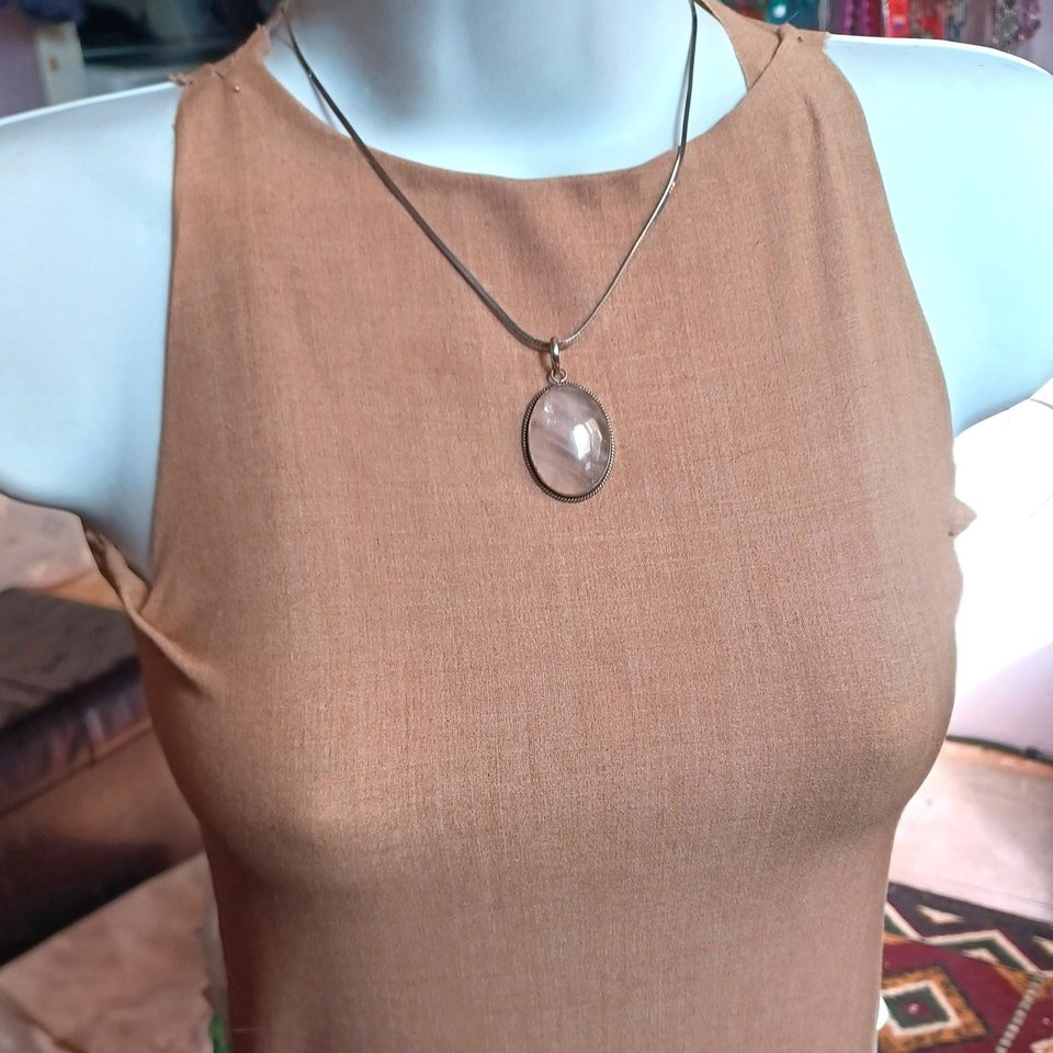 Sterling Silver  and Large Rose Quartz Oval Bezel Set Cabochon Pendant Necklace