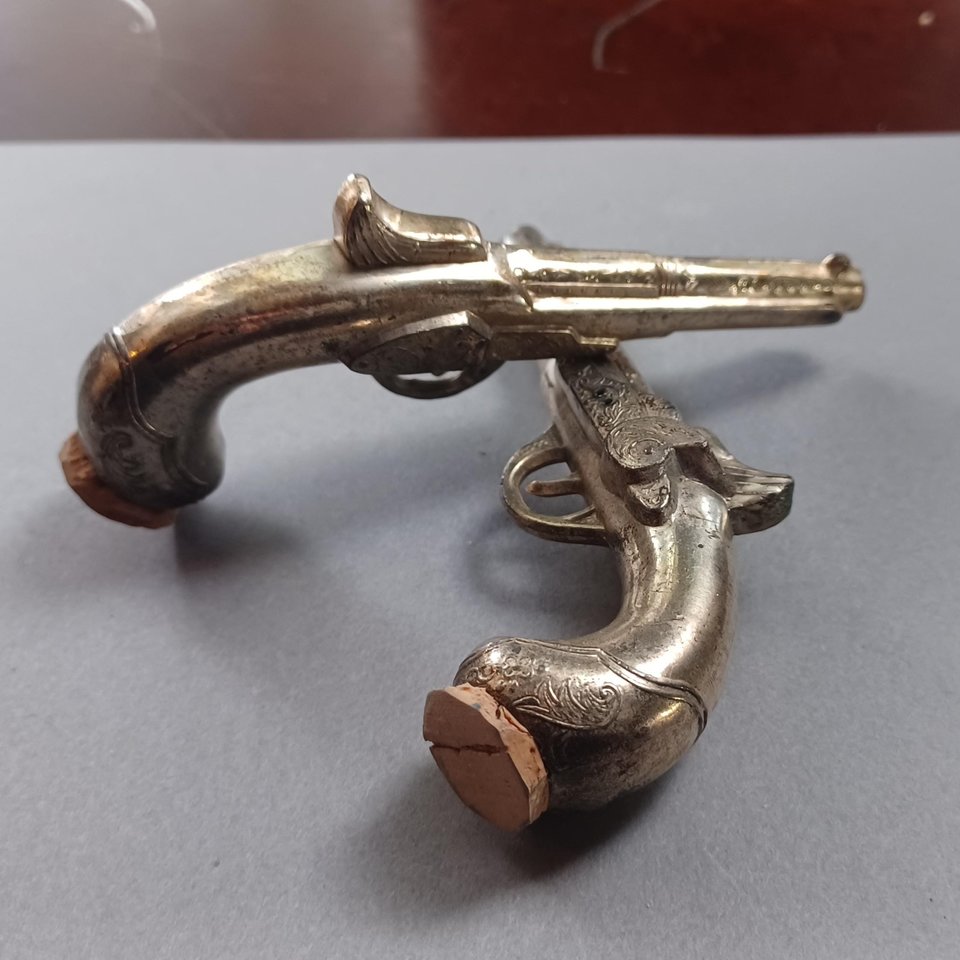 Vintage Silver Cutlass Dueling Pistols with Cork Stoppers Salt and Pepper Shakers, Collectible