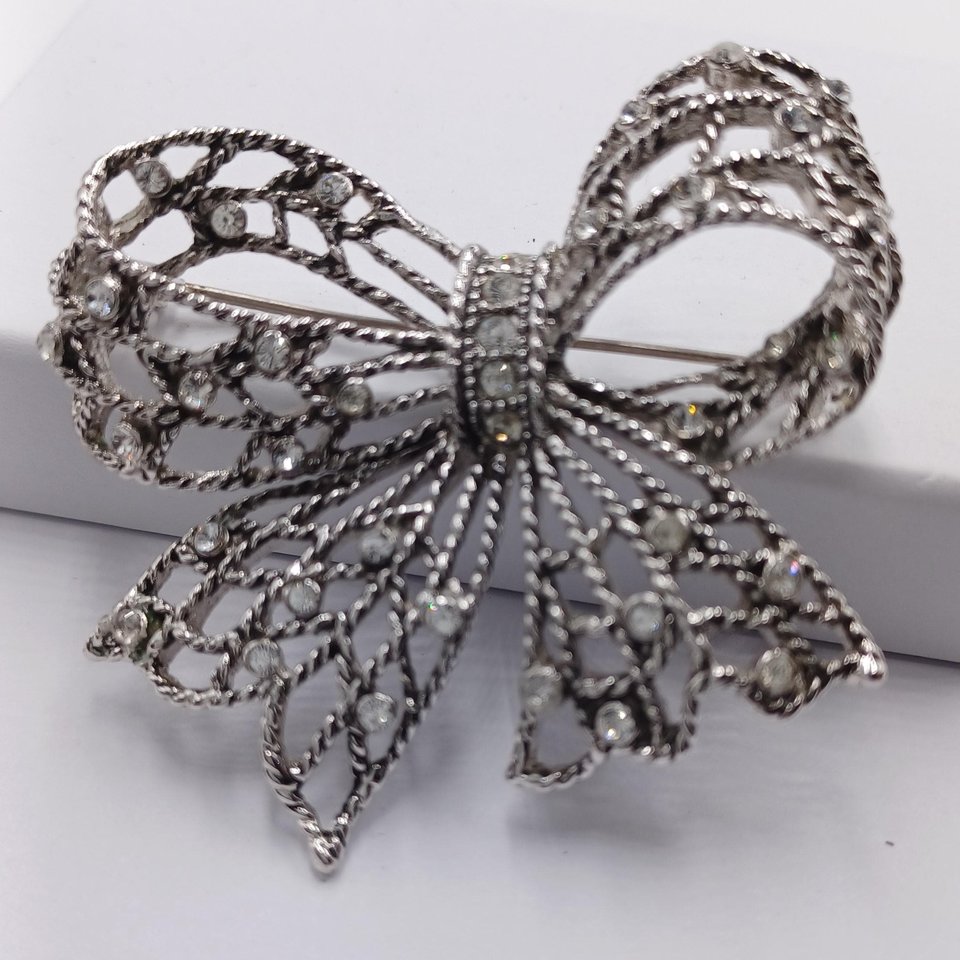 Vintage Liz Claiborne Silver Tone and Rhinestones Openwork Bow Brooch, 1980's Brooch