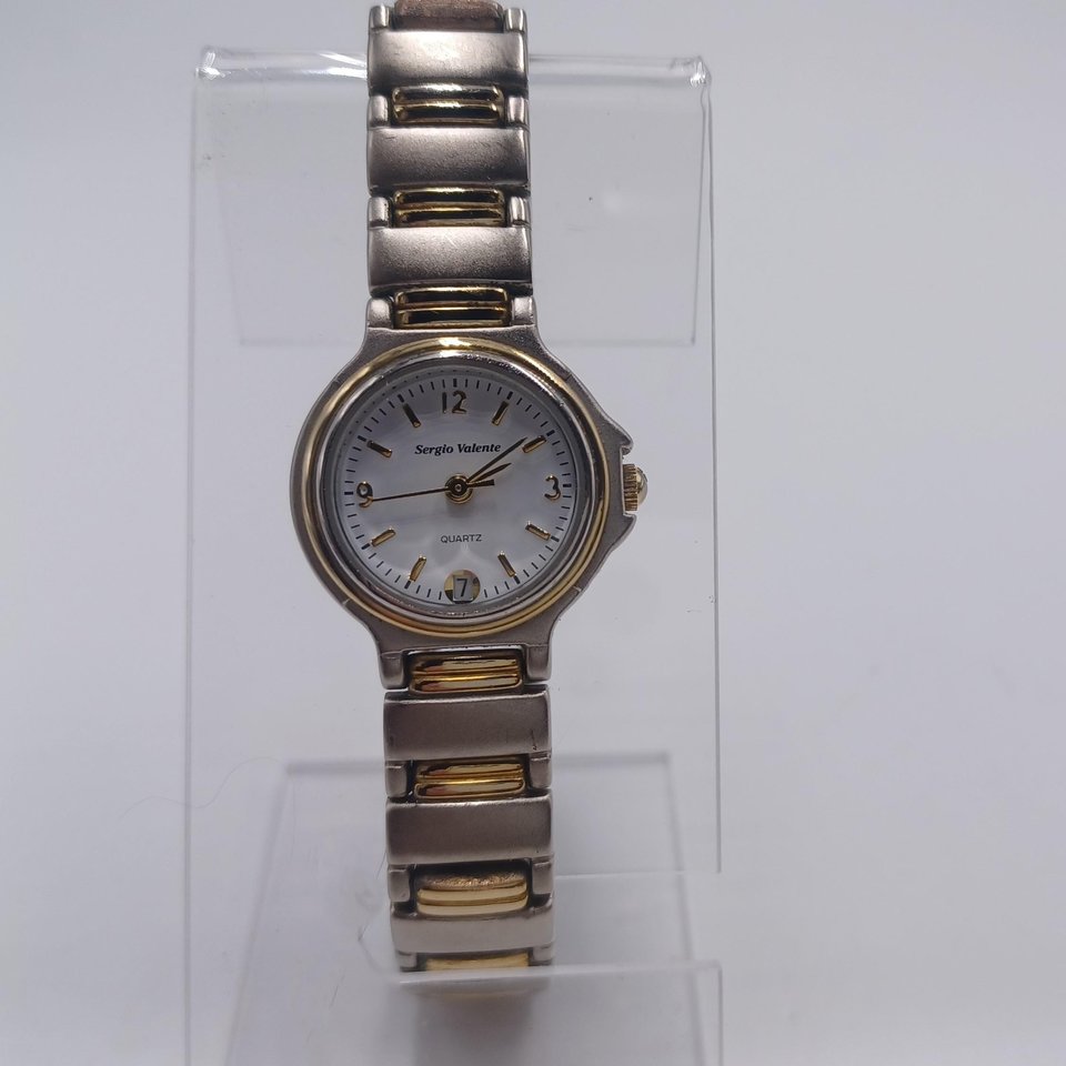 Vintage Sergio Valente Ladies Metal Link Bracelet Quartz Wrist Watch