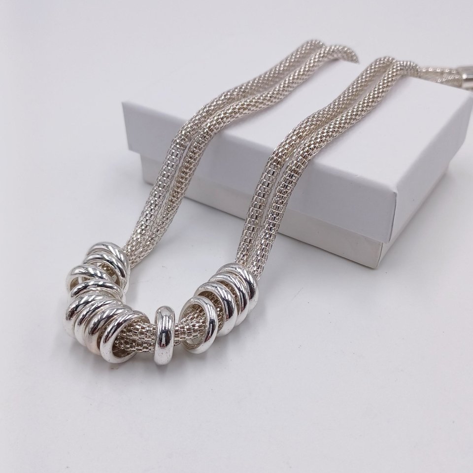 Vintage  Multiple Silver Tone Mesh Chain With Shiny Silver Rings Statement Necklace