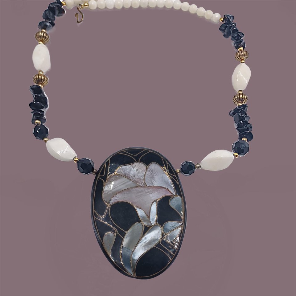 Lee Sands Mother of Pearl Inlay Large Lily Pendant Beaded Necklace